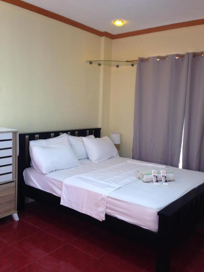 Cool Martin Family Hotel And Resort Bacoor エクステリア 写真