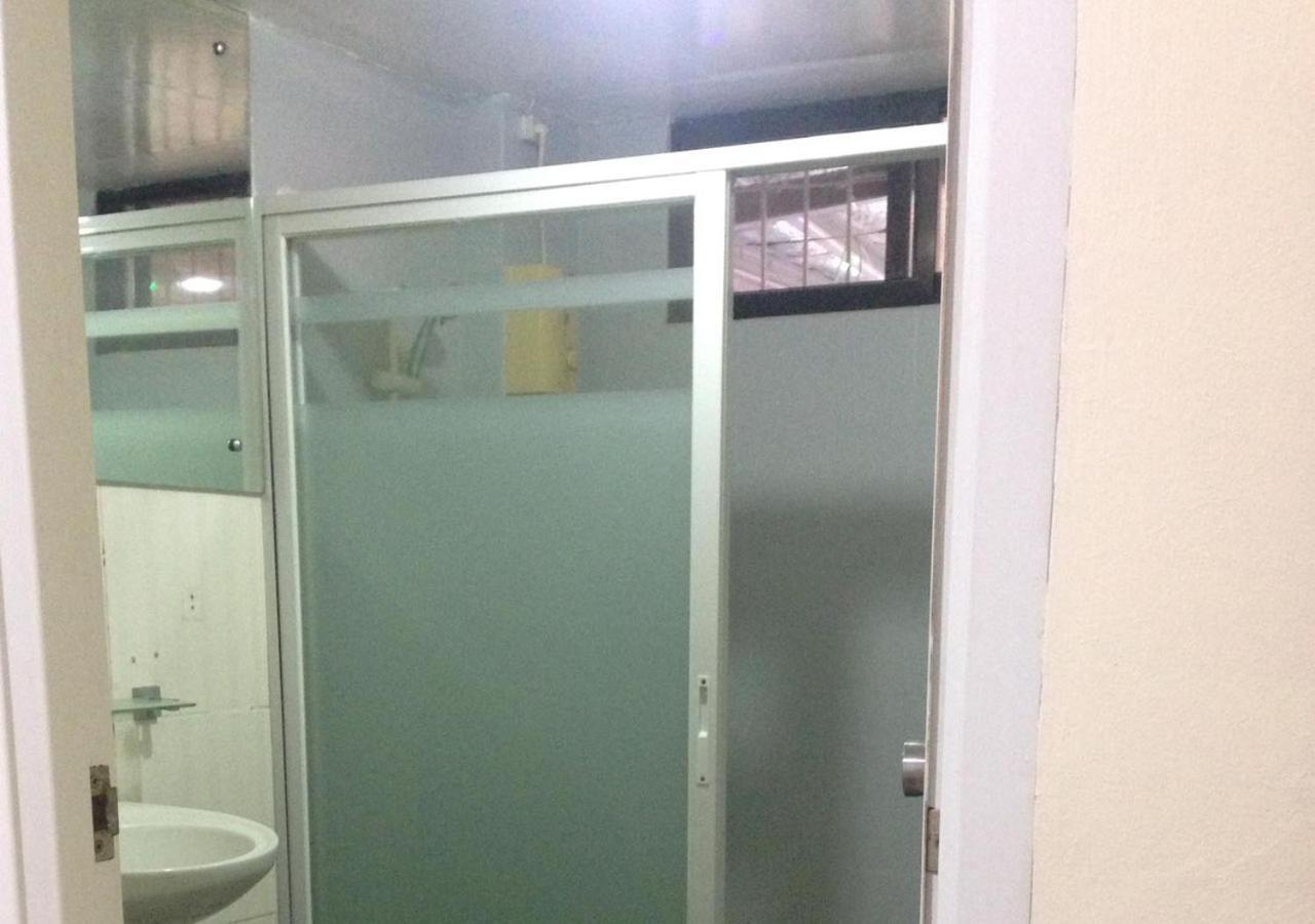 Cool Martin Family Hotel And Resort Bacoor エクステリア 写真