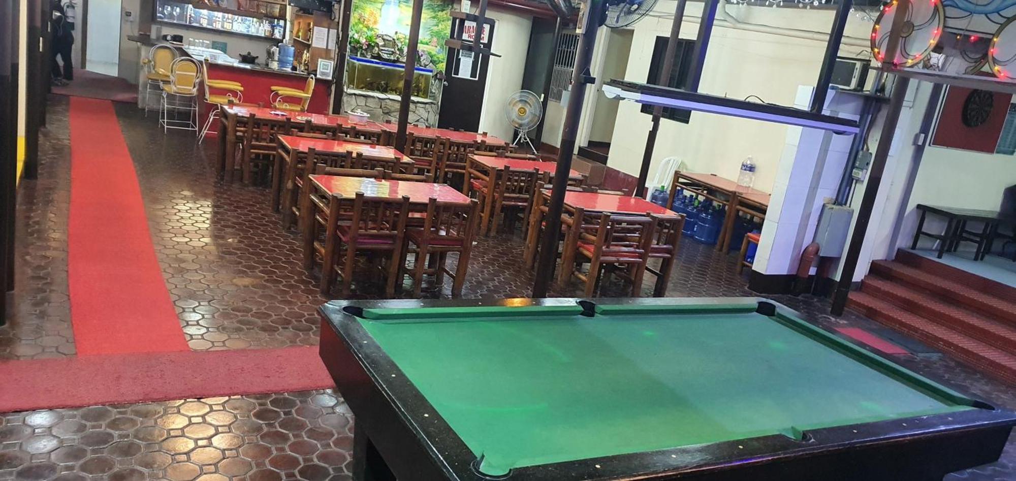 Cool Martin Family Hotel And Resort Bacoor エクステリア 写真